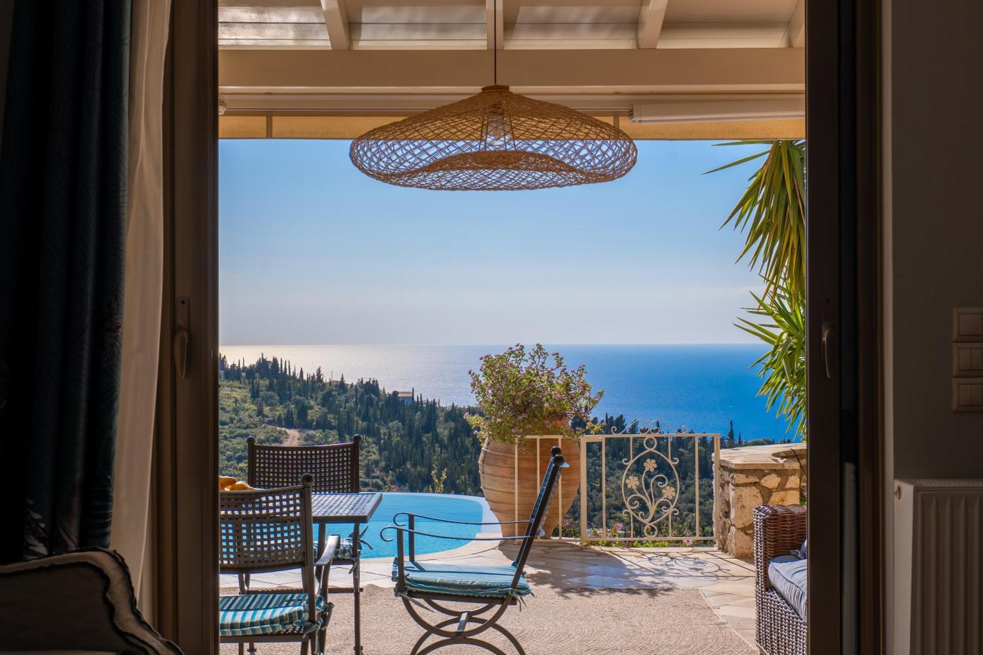 Artblue Villas Tsoukaladhes Exterior photo